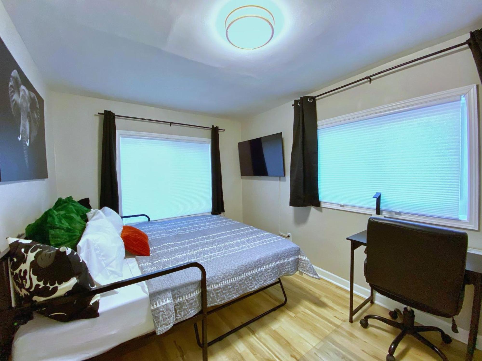 *New* The Cozy Haven, 5 Minutes To Atl Airport Apartment Atlanta Bagian luar foto