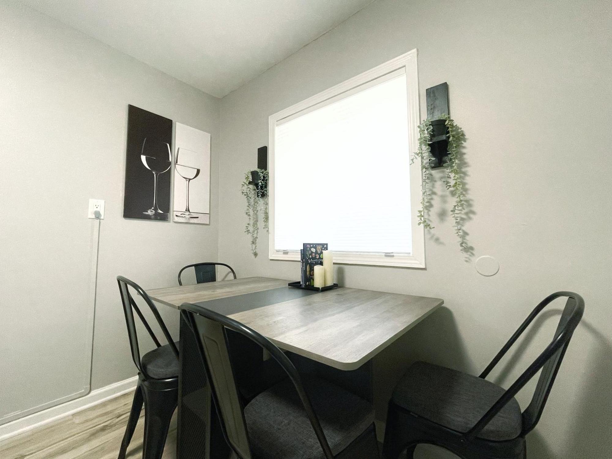 *New* The Cozy Haven, 5 Minutes To Atl Airport Apartment Atlanta Bagian luar foto